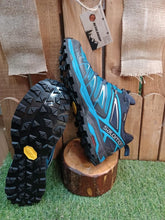 Cargar imagen en el visor de la galería, VIBRAM ZEGAMA ▷ La Mejor Suela para Trailrunning 2025