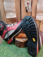 Cargar imagen en el visor de la galería, MULAZ VIBRAM ▷ La Mejor Suela para Alpinismo 2025