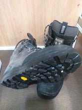 Cargar imagen en el visor de la galería, FOURA VIBRAM